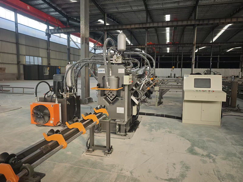 Ligne CNC TBL1412, TBL1412A, TAPM1412 pour le poinçonnage, le marquage et le cisaillage des cornières d'acier